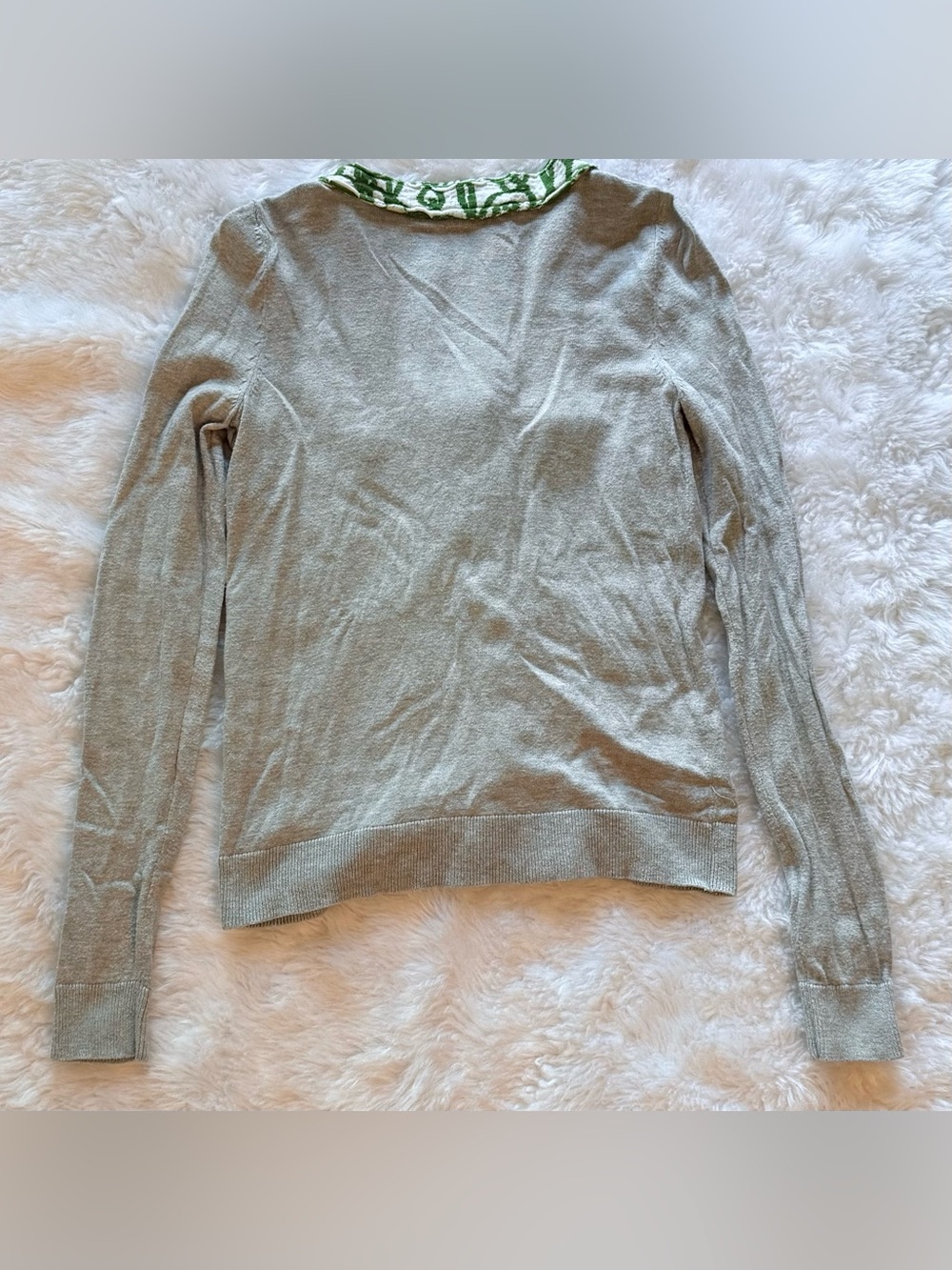 Anthropologie Moth cardigan with green patterned bow appliqué - Picture 4 of 4